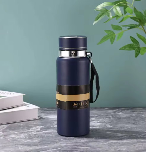 SipSavor, Stainless Steel Water Bottle, Double Walled & Vacuum Insulated,1000ml with temp display, keep drinks Cold/Hot for18 hrs Leakproof & Rust proof, Reusable ideal for Gym Office & School (Black)